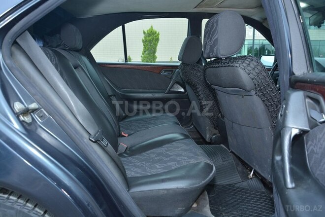 Mercedes E 200 1996, 421,000 km - 2.0 l - Şirvan