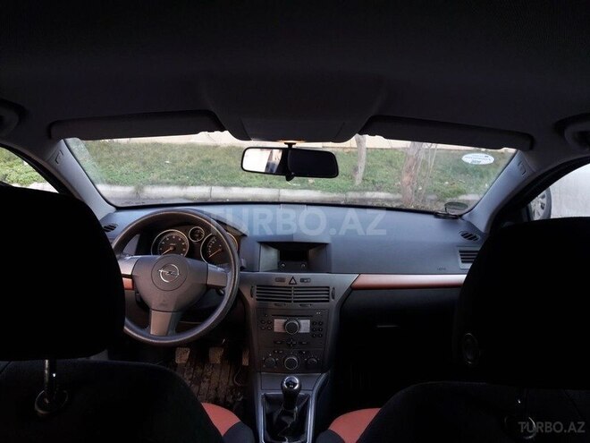 Opel Astra 2005, 209,000 km - 1.4 l - Bakı