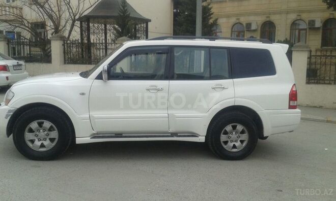 Mitsubishi Pajero 2004, 244,000 km - 0.3 l - Bakı