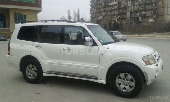 Mitsubishi Pajero 2004, 244,000 km - 0.3 l - Bakı