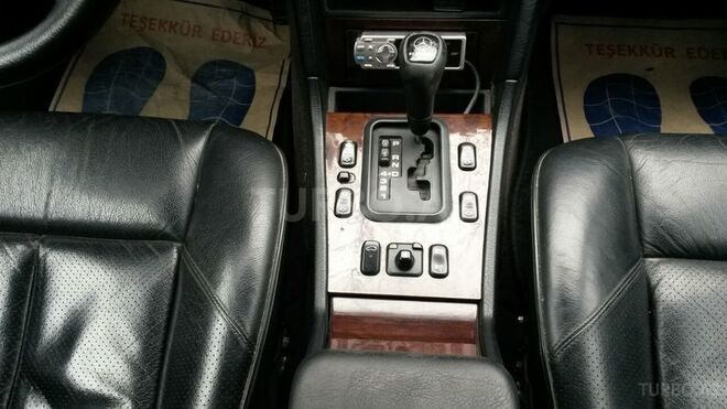 Mercedes C 240 1999, 125,000 km - 2.4 л - Qax