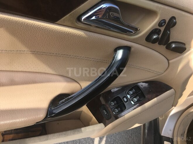 Mercedes C 240 2003, 300,000 km - 2.6 l - Bakı