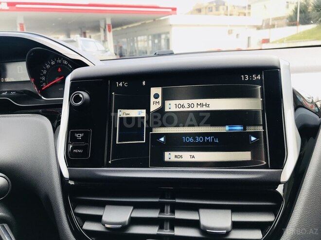 Peugeot 208 2013, 19,000 km - 1.6 l - Bakı