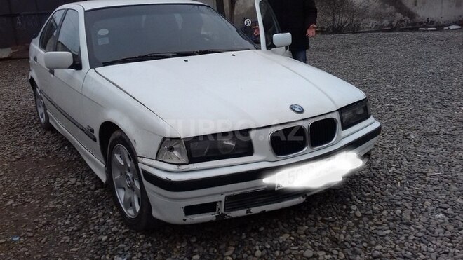 BMW 325 1994, 325,698 km - 2.5 l - İmişli