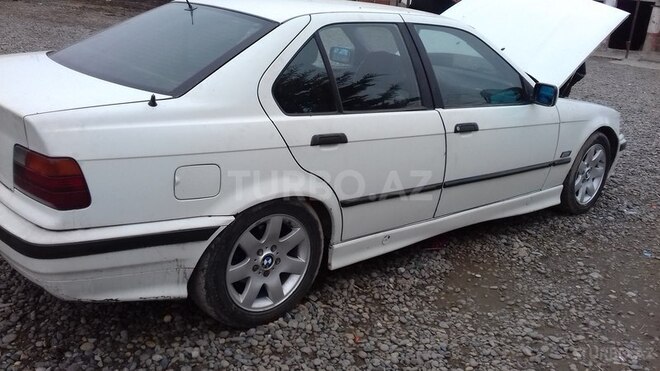 BMW 325 1994, 325,698 km - 2.5 l - İmişli