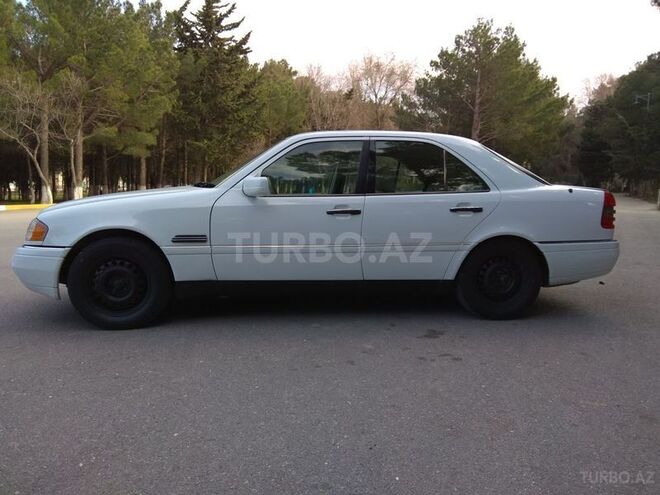 Mercedes C 230 1996, 250,000 km - 2.3 l - Sumqayıt