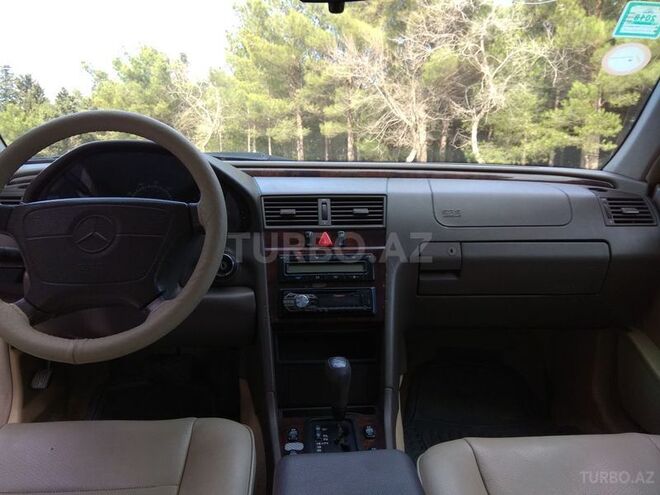 Mercedes C 230 1996, 250,000 km - 2.3 l - Sumqayıt