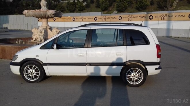 Opel Zafira 2004, 380,000 km - 2.0 l - Bakı