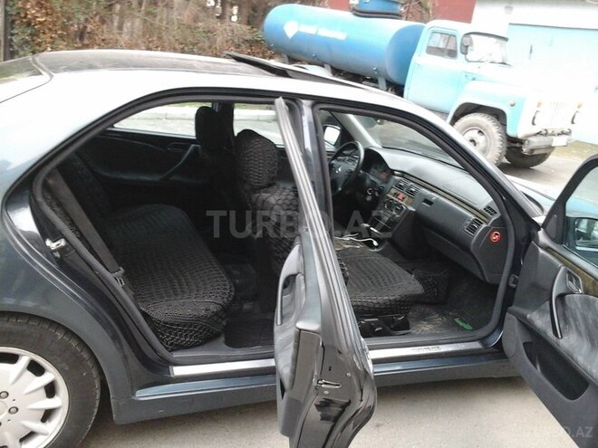 Mercedes E 240 2000, 225,000 km - 2.4 l - Bakı