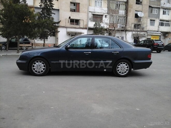 Mercedes E 240 2000, 225,000 km - 2.4 l - Bakı