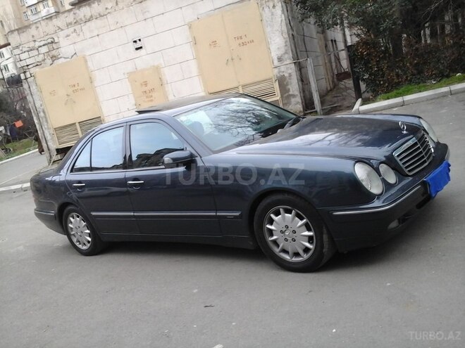 Mercedes E 240 2000, 225,000 km - 2.4 l - Bakı