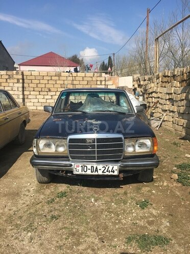 Mercedes E 250 1983, 350,000 km - 2.5 л - Bakı