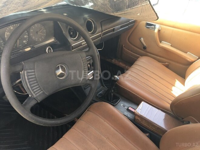 Mercedes E 250 1983, 350,000 km - 2.5 л - Bakı