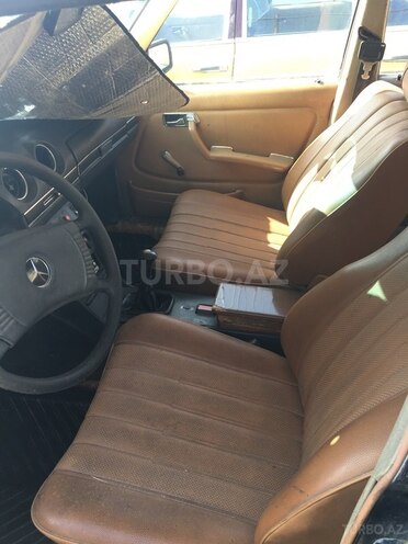 Mercedes E 250 1983, 350,000 km - 2.5 л - Bakı
