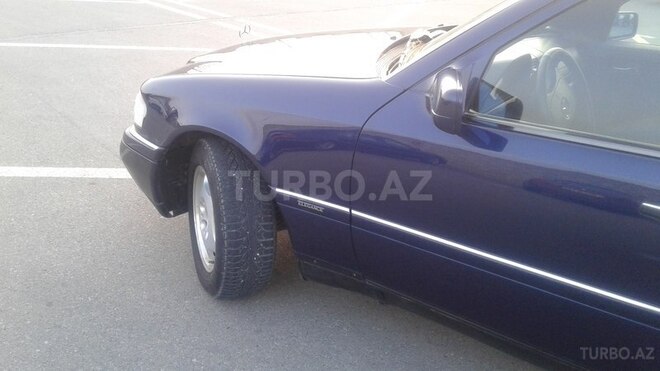 Mercedes C 180 1995, 320,000 km - 1.8 l - Sumqayıt