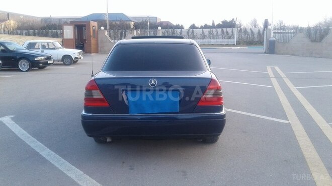 Mercedes C 180 1995, 320,000 km - 1.8 l - Sumqayıt