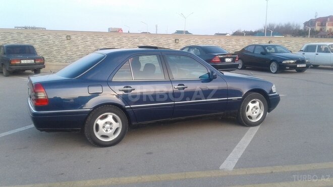 Mercedes C 180 1995, 320,000 km - 1.8 l - Sumqayıt