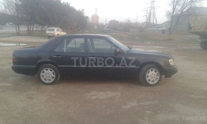 Mercedes E 230 1990, 234,600 km - 2.3 l - Xırdalan