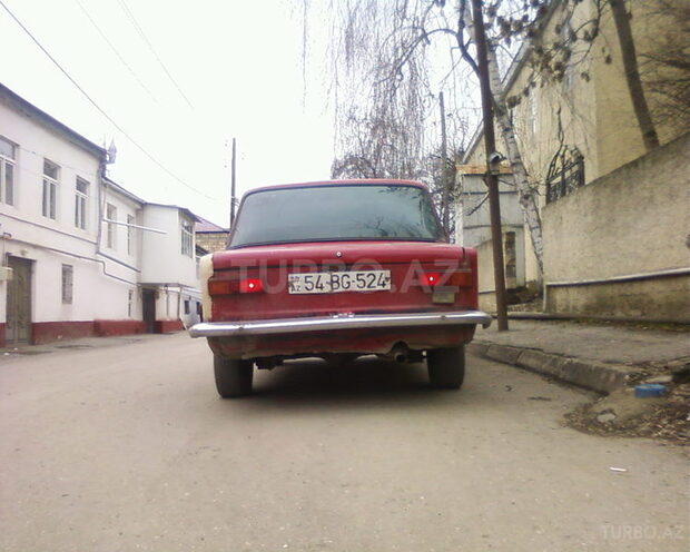 LADA (VAZ) 21011 1978, 200,000 km - 0.1 l - Quba