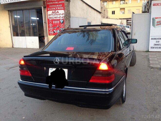 Mercedes C 230 1999, 299,999 km - 2.3 l - Bakı