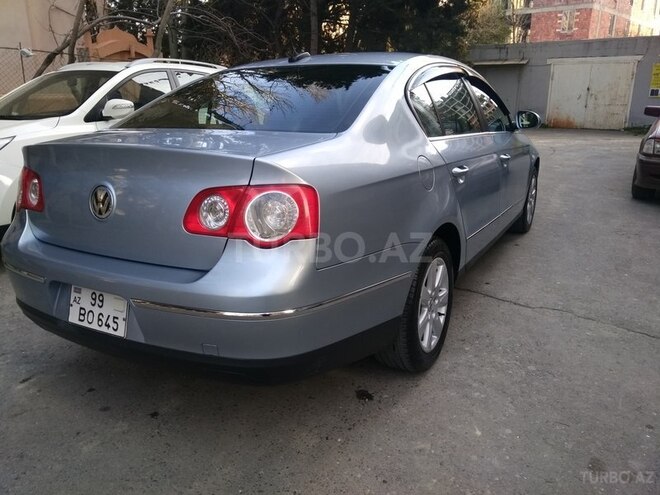 Volkswagen Passat 2005, 235,000 km - 2.0 l - Bakı
