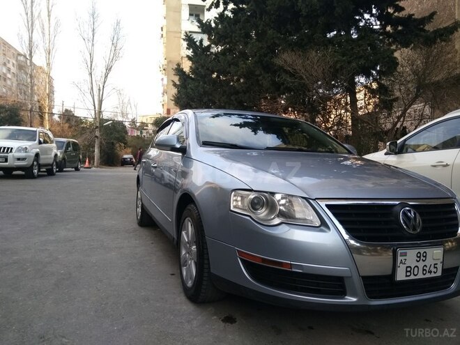 Volkswagen Passat 2005, 235,000 km - 2.0 l - Bakı
