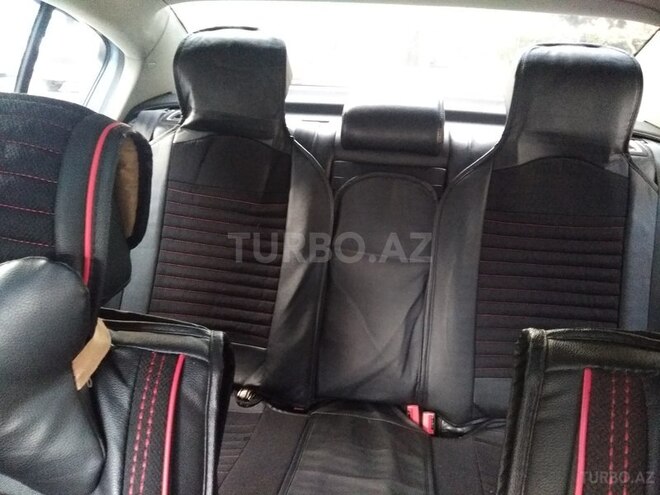 Volkswagen Passat 2005, 235,000 km - 2.0 l - Bakı