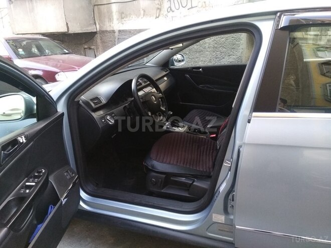 Volkswagen Passat 2005, 235,000 km - 2.0 l - Bakı