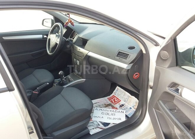 Opel Astra 2005, 142,242 km - 1.4 l - Bakı