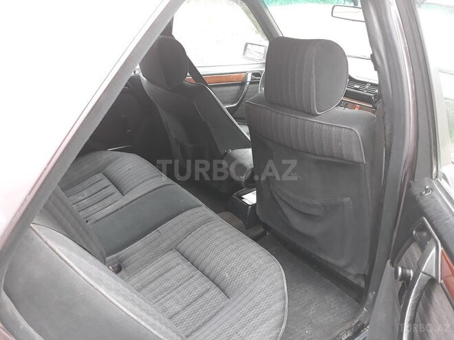 Mercedes E 300 1992, 185,000 km - 3.0 l - Bakı