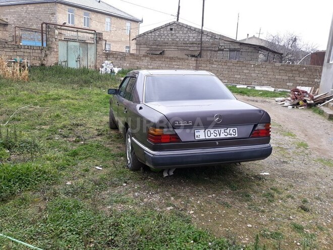Mercedes E 300 1992, 185,000 km - 3.0 l - Bakı