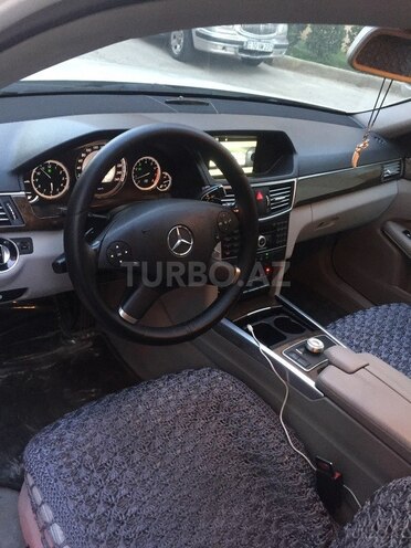 Mercedes E 250 2011, 220,000 km - 1.8 л - Bakı