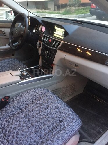Mercedes E 250 2011, 220,000 km - 1.8 л - Bakı