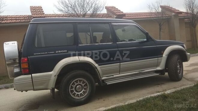 Mitsubishi Pajero 1995, 400,000 km - 2.8 l - Bakı