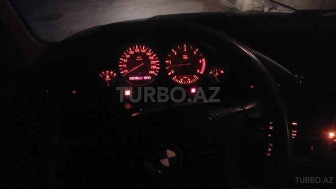 BMW 525 1995, 260,000 km - 2.5 l - Bakı