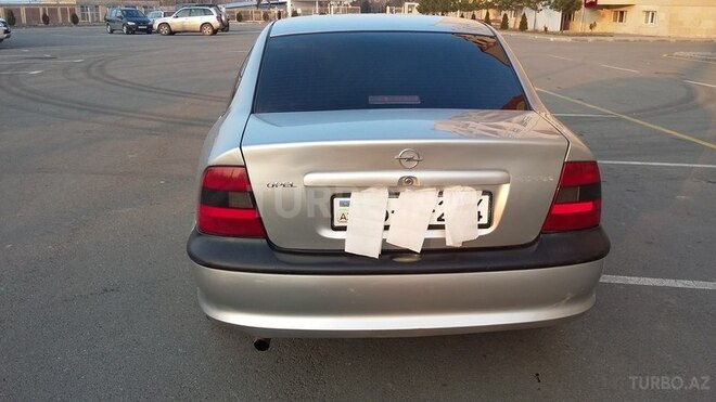Opel Vectra 1998, 185,000 km - 2.0 l - Gəncə