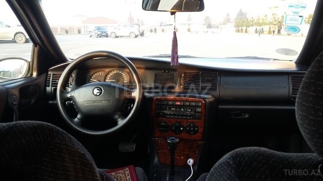 Opel Vectra 1998, 185,000 km - 2.0 l - Gəncə
