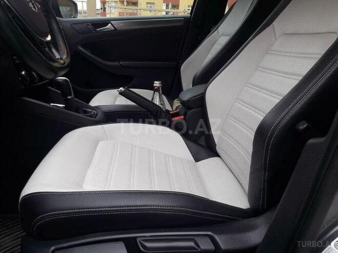 Volkswagen Jetta 2015, 41,600 km - 1.8 l - Bakı
