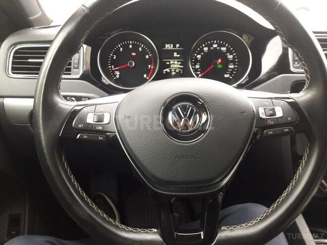 Volkswagen Jetta 2015, 41,600 km - 1.8 l - Bakı