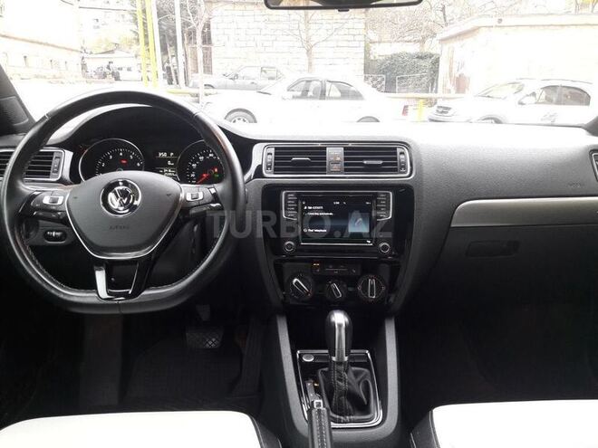 Volkswagen Jetta 2015, 41,600 km - 1.8 l - Bakı