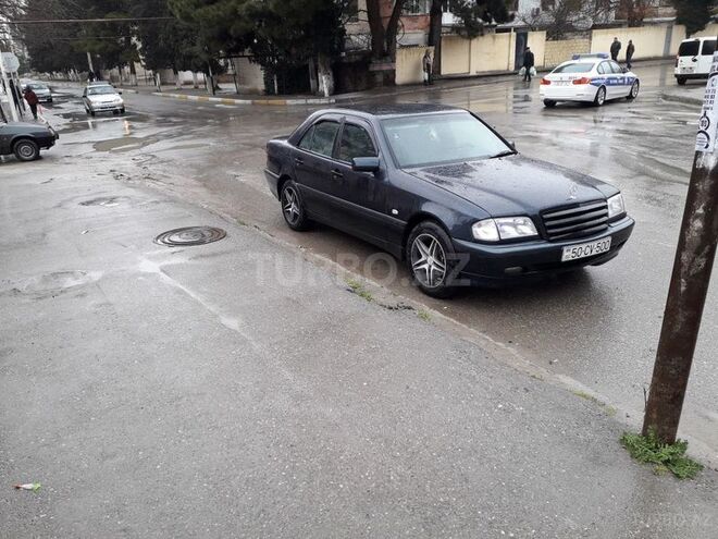 Mercedes C 180 1998, 295,000 km - 1.8 l - Sumqayıt
