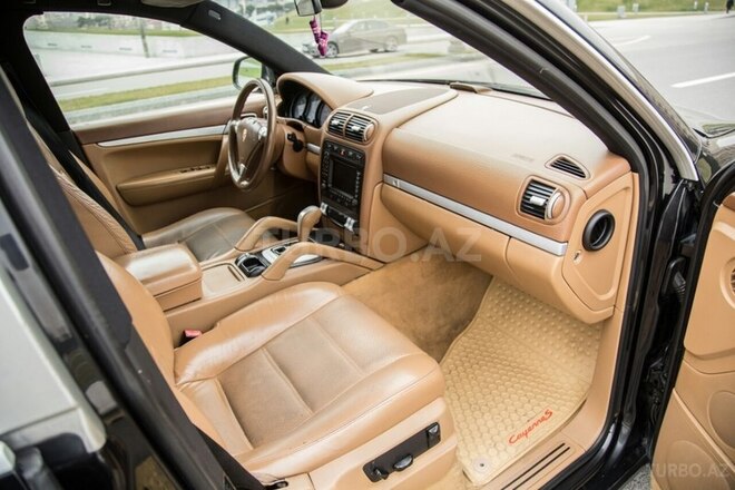 Porsche Cayenne 2004, 185,000 km - 3.2 l - Bakı
