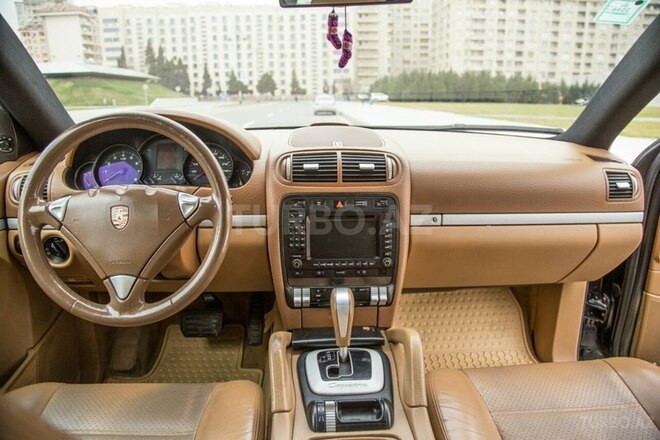 Porsche Cayenne 2004, 185,000 km - 3.2 l - Bakı