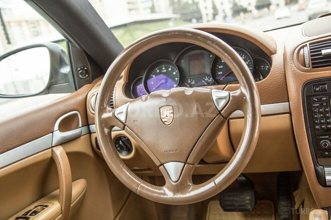 Porsche Cayenne 2004, 185,000 km - 3.2 l - Bakı