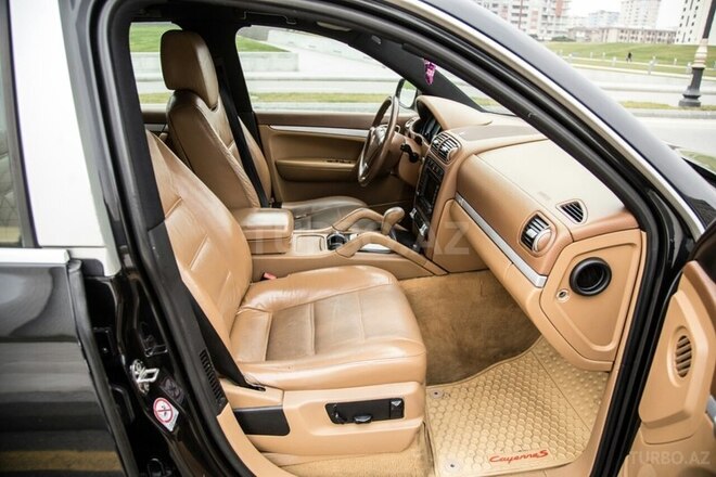 Porsche Cayenne 2004, 185,000 km - 3.2 l - Bakı