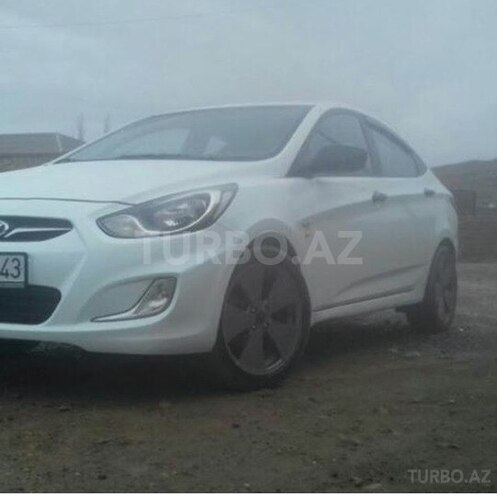 Hyundai Solaris 2013, 99,000 km - 1.6 л - Bakı