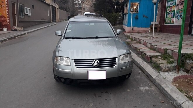 Volkswagen Passat 2005, 165,000 km - 1.8 л - Bakı