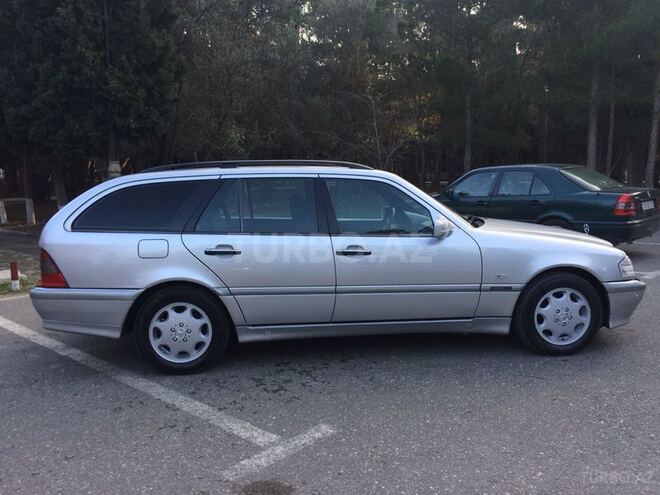 Mercedes C 220 1999, 360,174 km - 2.2 л - Sumqayıt
