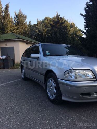 Mercedes C 220 1999, 360,174 km - 2.2 л - Sumqayıt