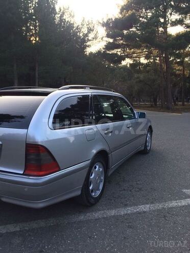 Mercedes C 220 1999, 360,174 km - 2.2 л - Sumqayıt